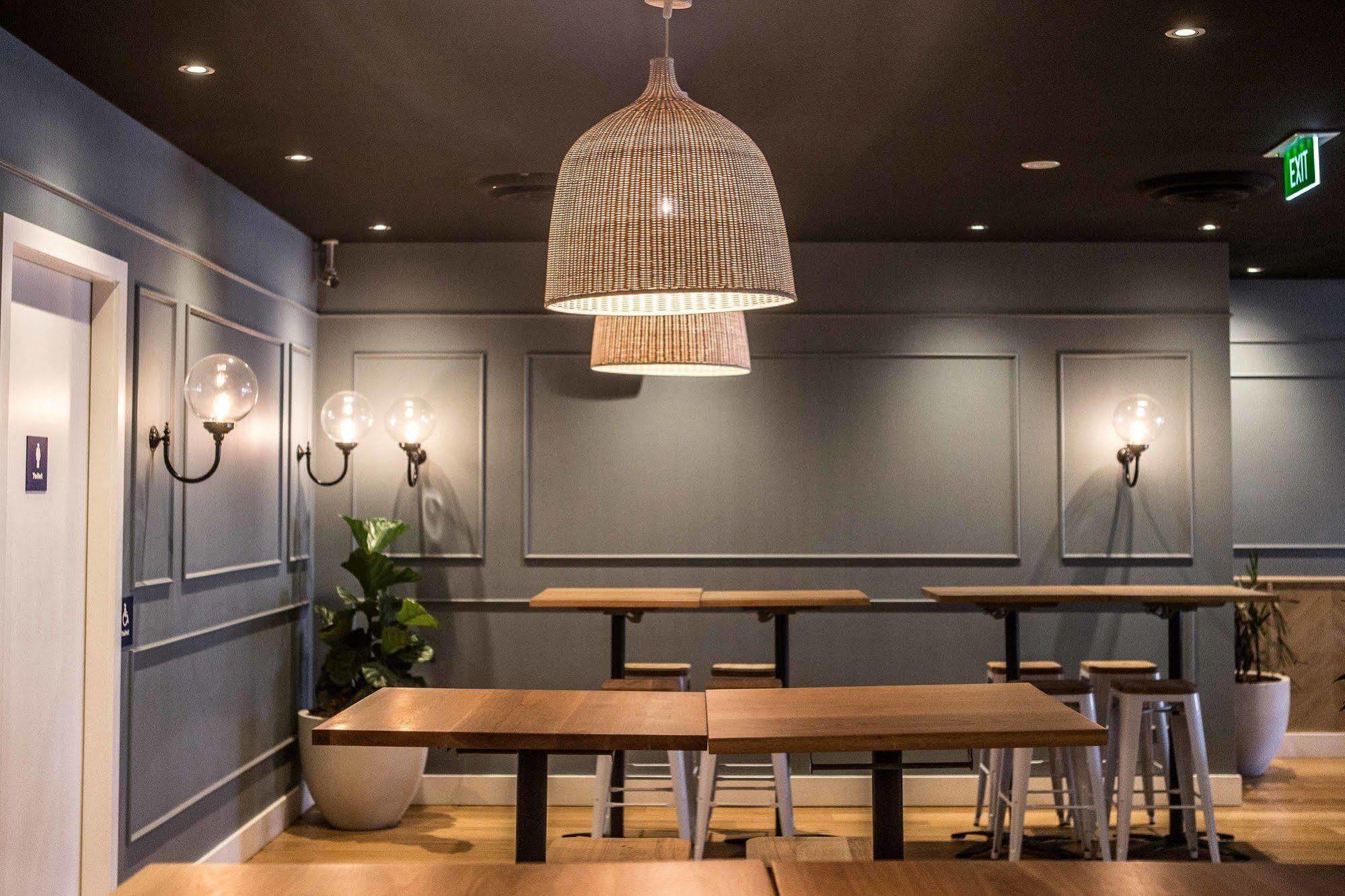 Crown Hotel Surry Hills Sydney Eksteriør bilde